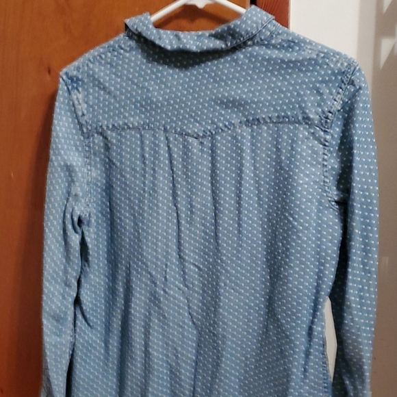 Blue button down with white dots - Picture 3 of 3